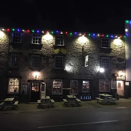 The Dante Arms Hotel 5*