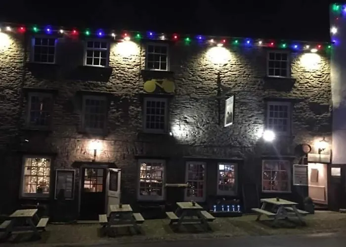 The Dante Arms Hotel 5*