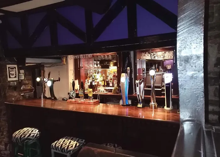 The Dante Arms Hotel 5*