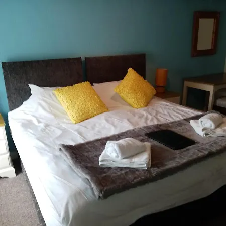 The Dante Arms Hotel